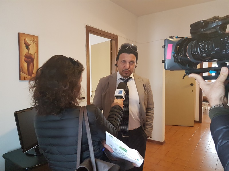 Il Presidente Società della Salute nord ovets, Enrico Panzi, durante l'intervista per ill TGR Toscana